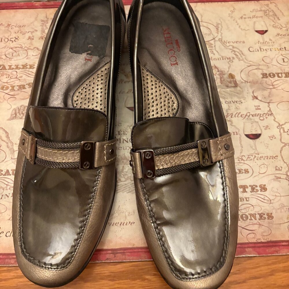 Meucci Women's Metallic Loafers - Size 11 M - CAD $40